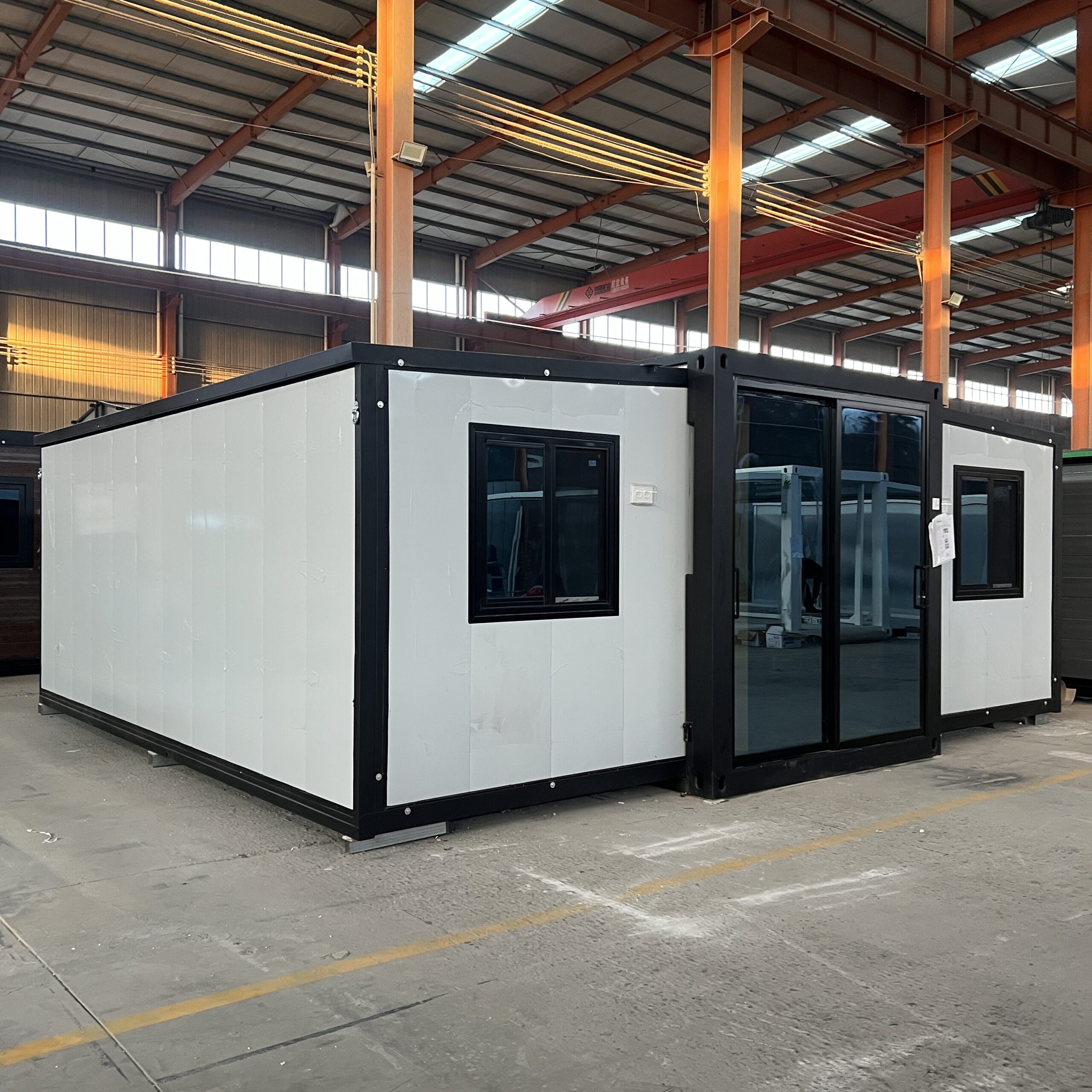 Expandable prefab house factory quality control before shipment