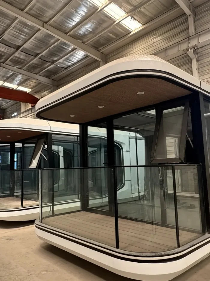 futuristic-space-capsule-house-exterior luxury space capsule house prefab resort hotel cabin - view 5