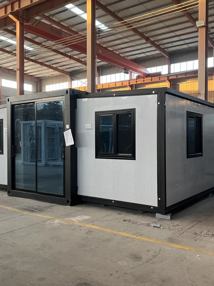 20ft 2 bedroom expandable container house 20ft two-bedroom expandable container house in expanded position