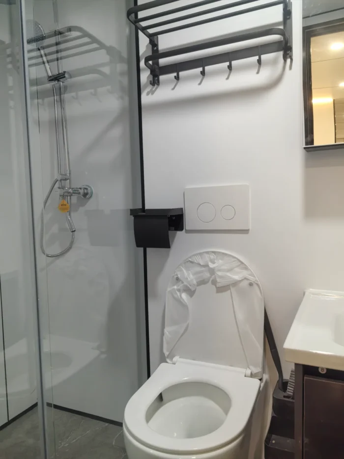40ft-apple-cabin-private-bathroom 40FT Apple Cabin private bathroom with shower toilet and washbasin