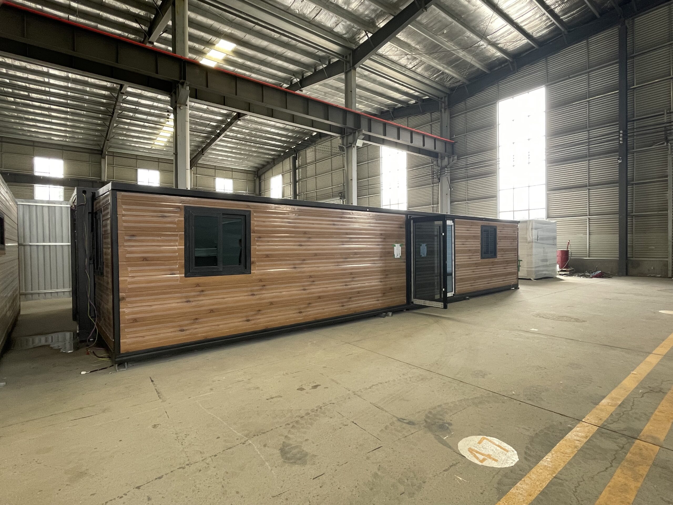 Expandable house factory production and pre-shipment inspection