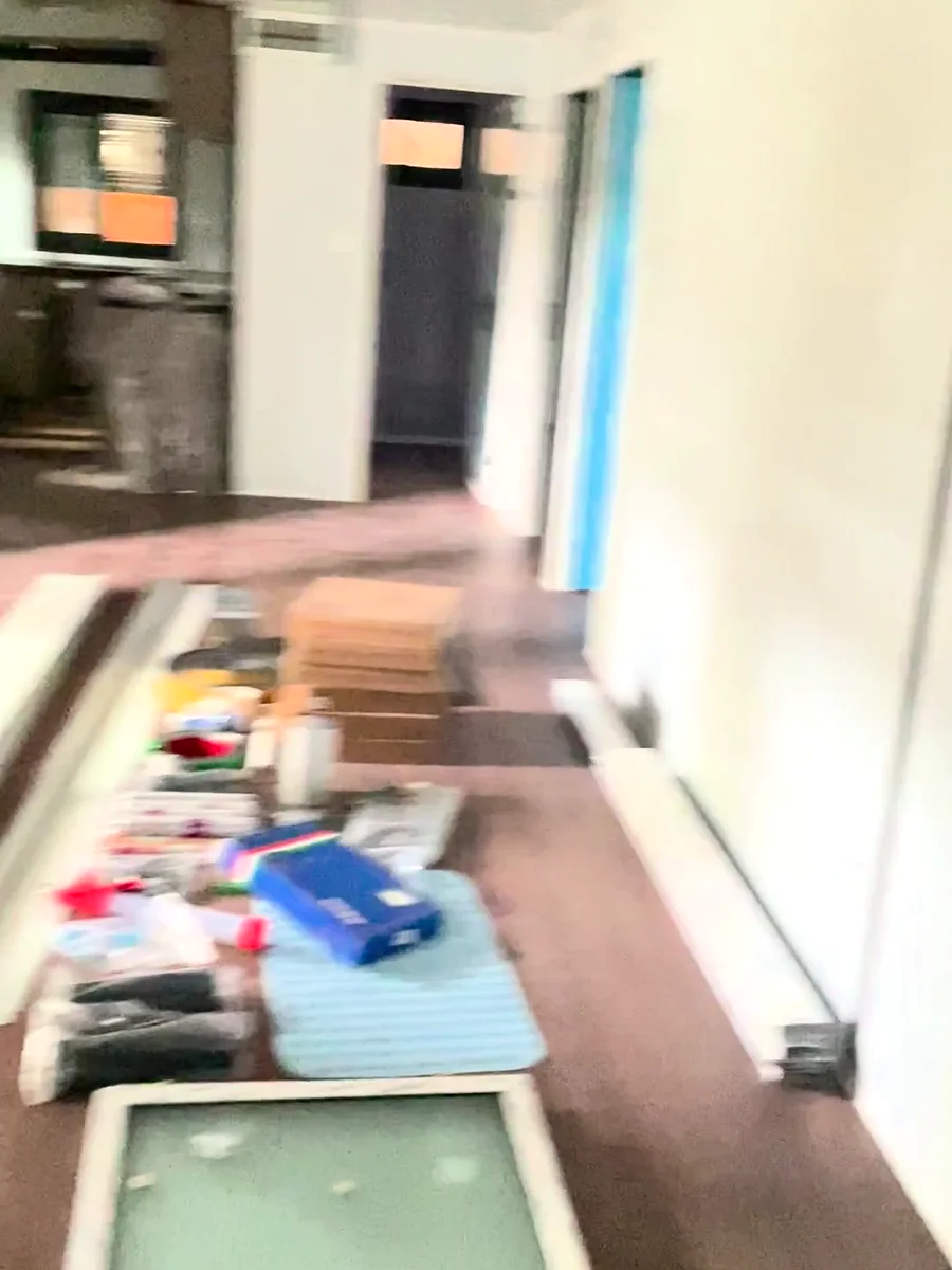 Final walkthrough of an Ireland customer 40FT expandable house
